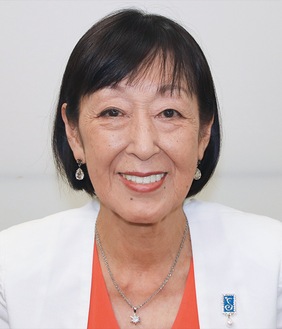 内田三重子氏