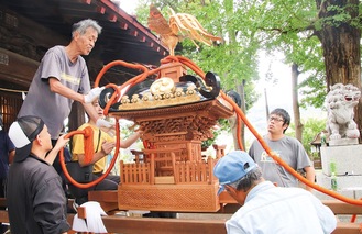 祭礼に向け準備着々