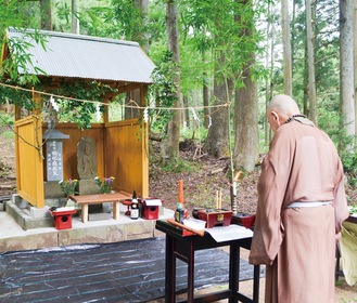 福昌院の平賀康雄住職が祭文を奏上した