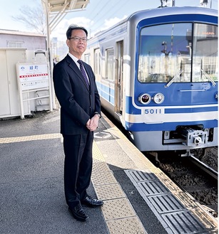 伍堂文康代表取締役社長＝緑町駅